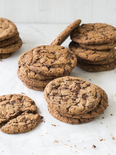 Bag of 6 irresistible dark chocolate chip cookies, each bite bursting with rich, indulgent chocolate flavor