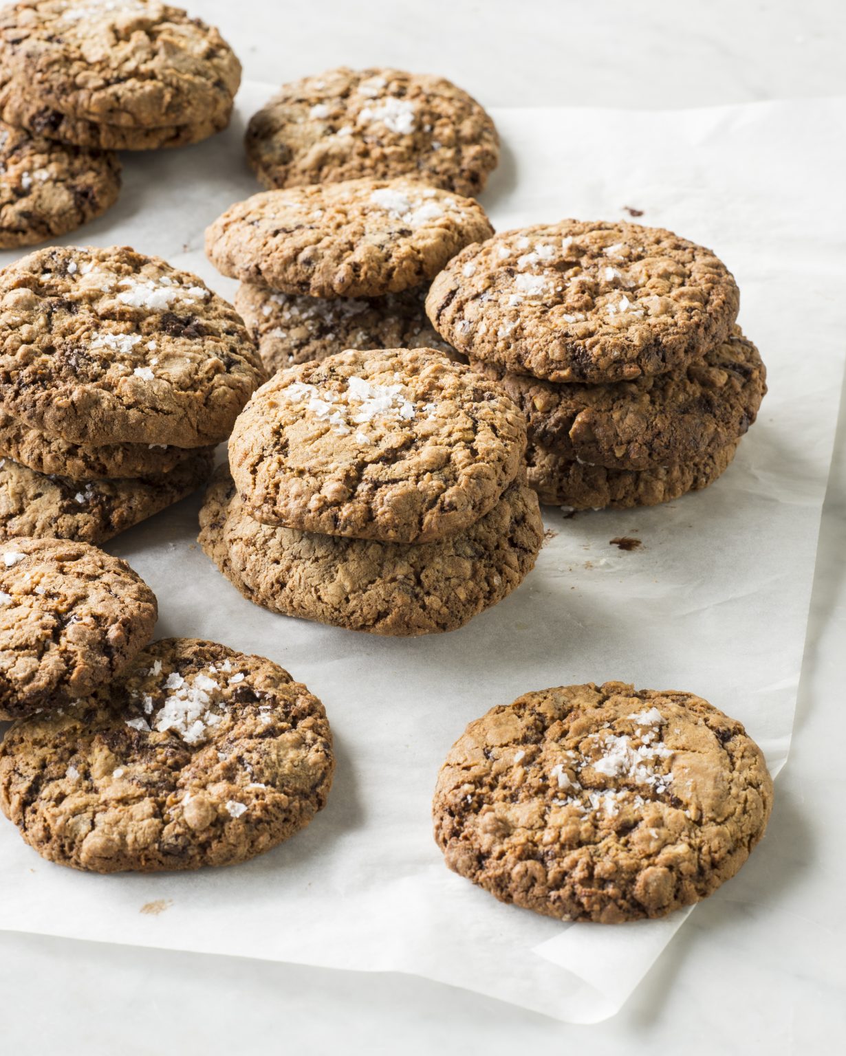 Bag of 6 peanut and chocolate malt cookies, a delightful blend of nutty and chocolaty flavors