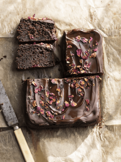 Gâteau de Voyage - Chocolate, Blackberry and Rose (only available on 30th Sept)